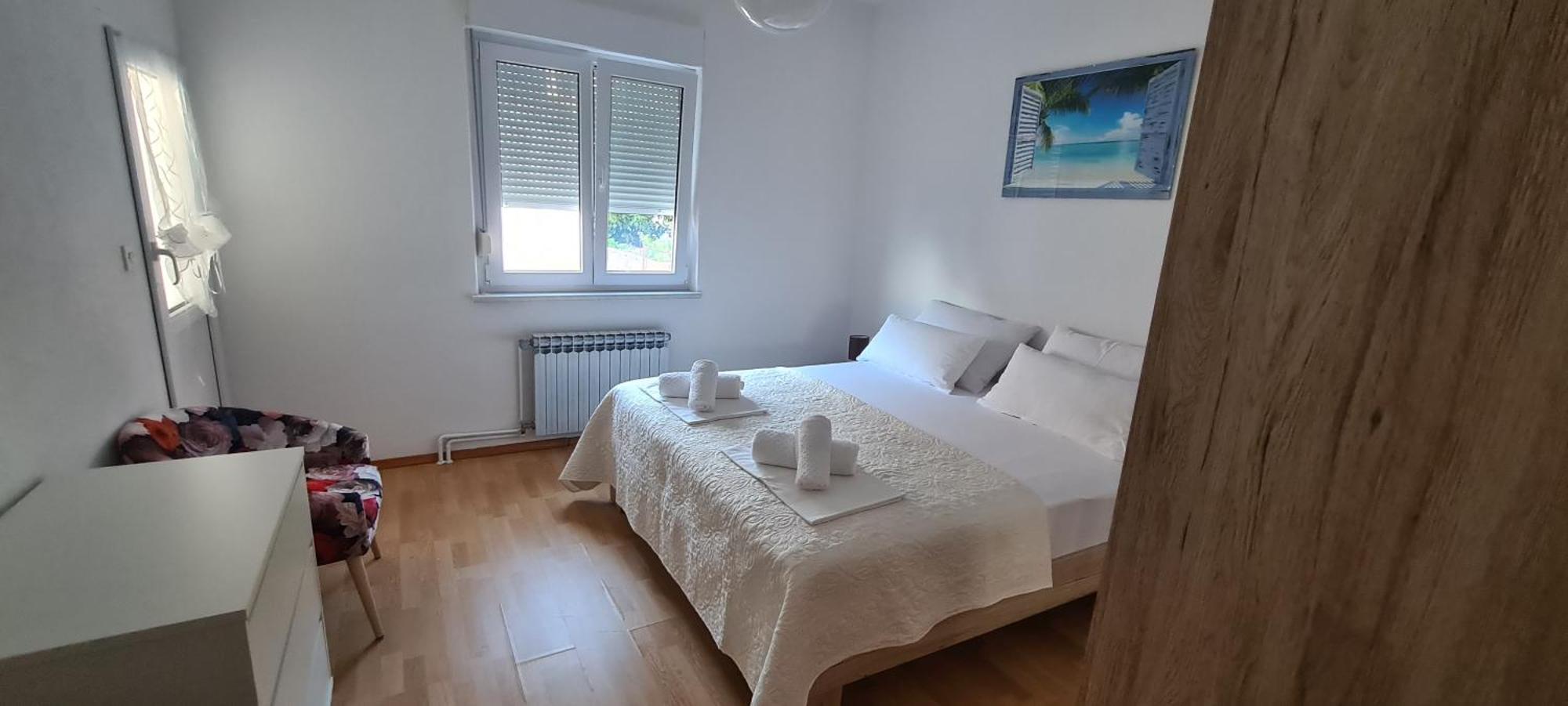 Apartments Adisa Омиш Экстерьер фото